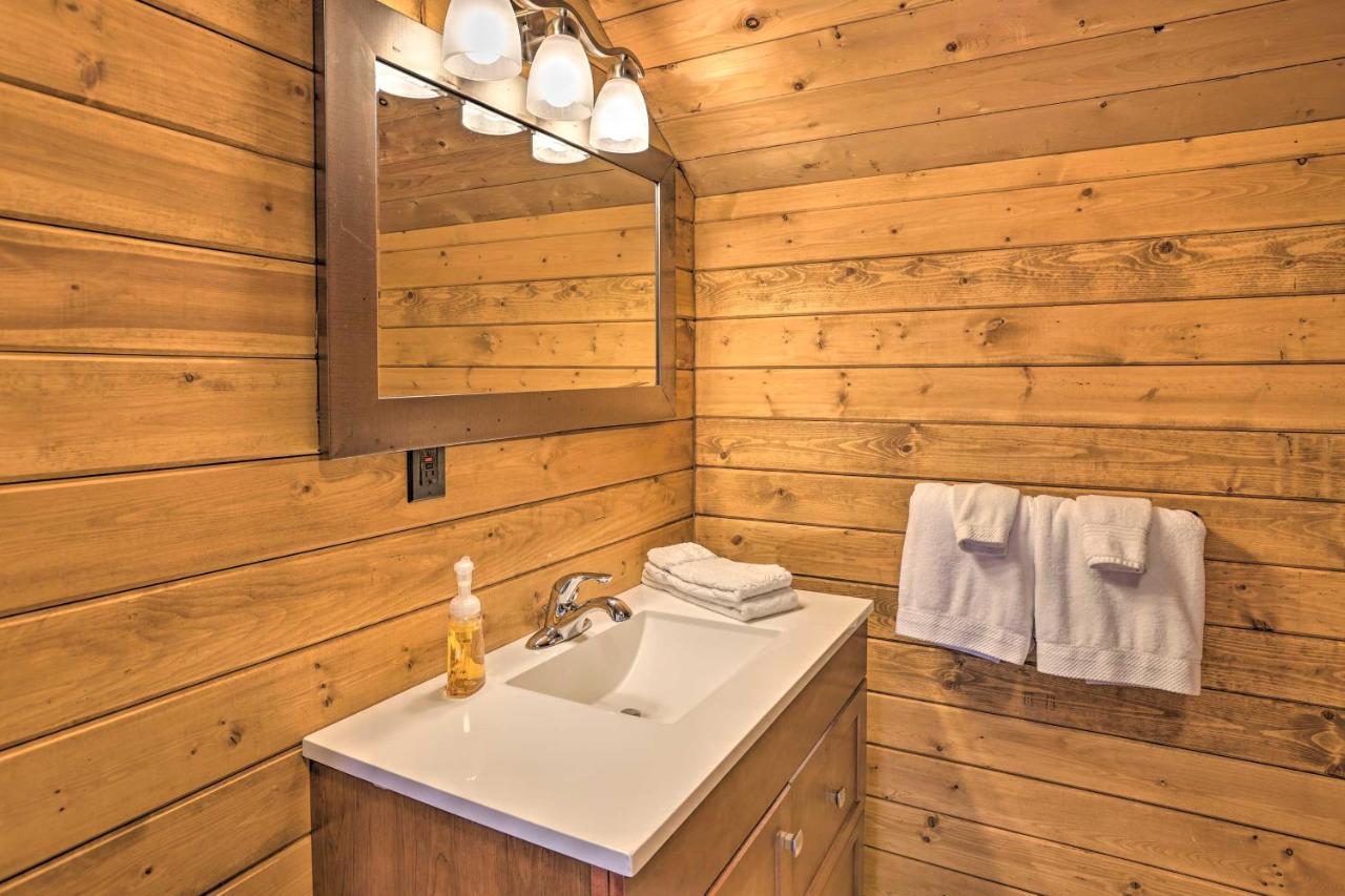Quaint Studio With Shared Beach Walk To Suttons Bay Luaran gambar