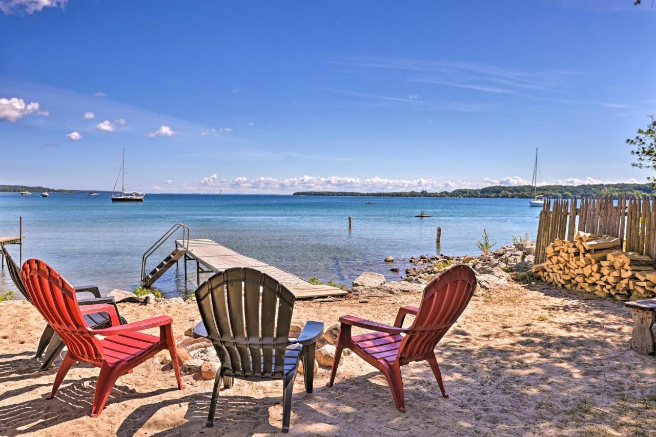 Quaint Studio With Shared Beach Walk To Suttons Bay Luaran gambar
